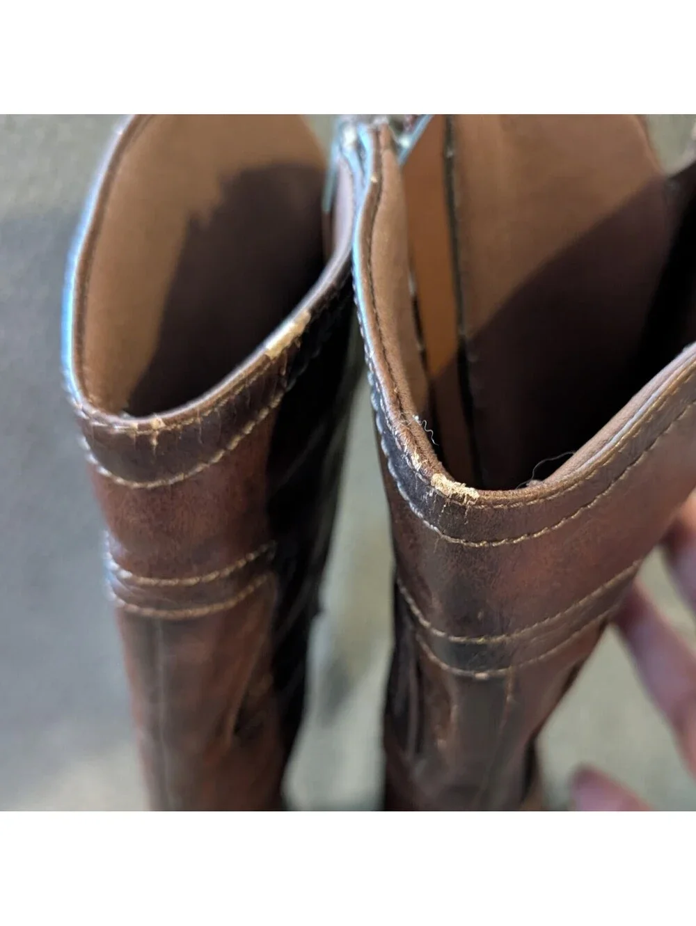 Baretraps Women's Brown Knee High Riding Boots Size 7.5M